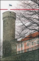 Pitkän Hermannin torni Toompealla on Viron itsenäisyyden tunnetuin symboli.
