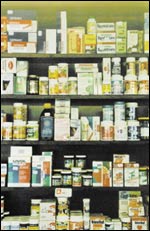 Niinkuin apteekin hyllyltä... Uusissa itsepalveluapteekeissa on helppo asioida.