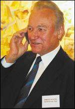 Arnold Rüütelistä tuli kolmannella yrittämisellä Viron presidentti tosin samantapaista virkaa hän piti jo neuvostoaikana, ollessaan korkeimman neuvoston puhemiehistön puheenjohtaja.